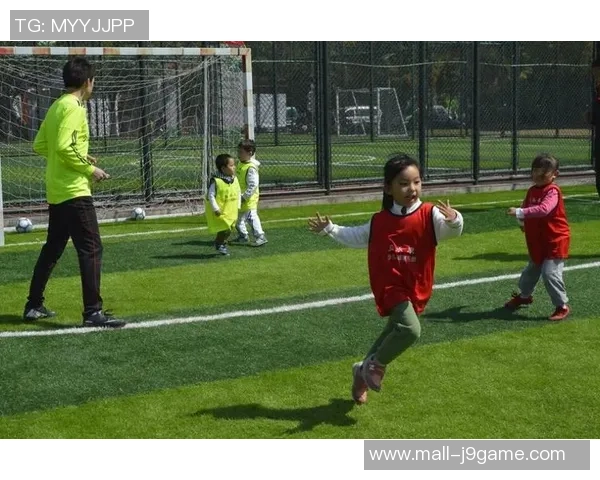 贝乐康少儿足球助力孩子成长培养团队精神与运动能力的完美选择